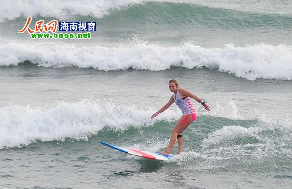 七彩虹推出「甲辰智龙」限定主板显卡