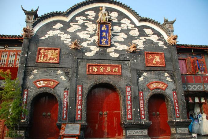 脱发用防脱发洗发水可以吗?这才是油秃头救星~