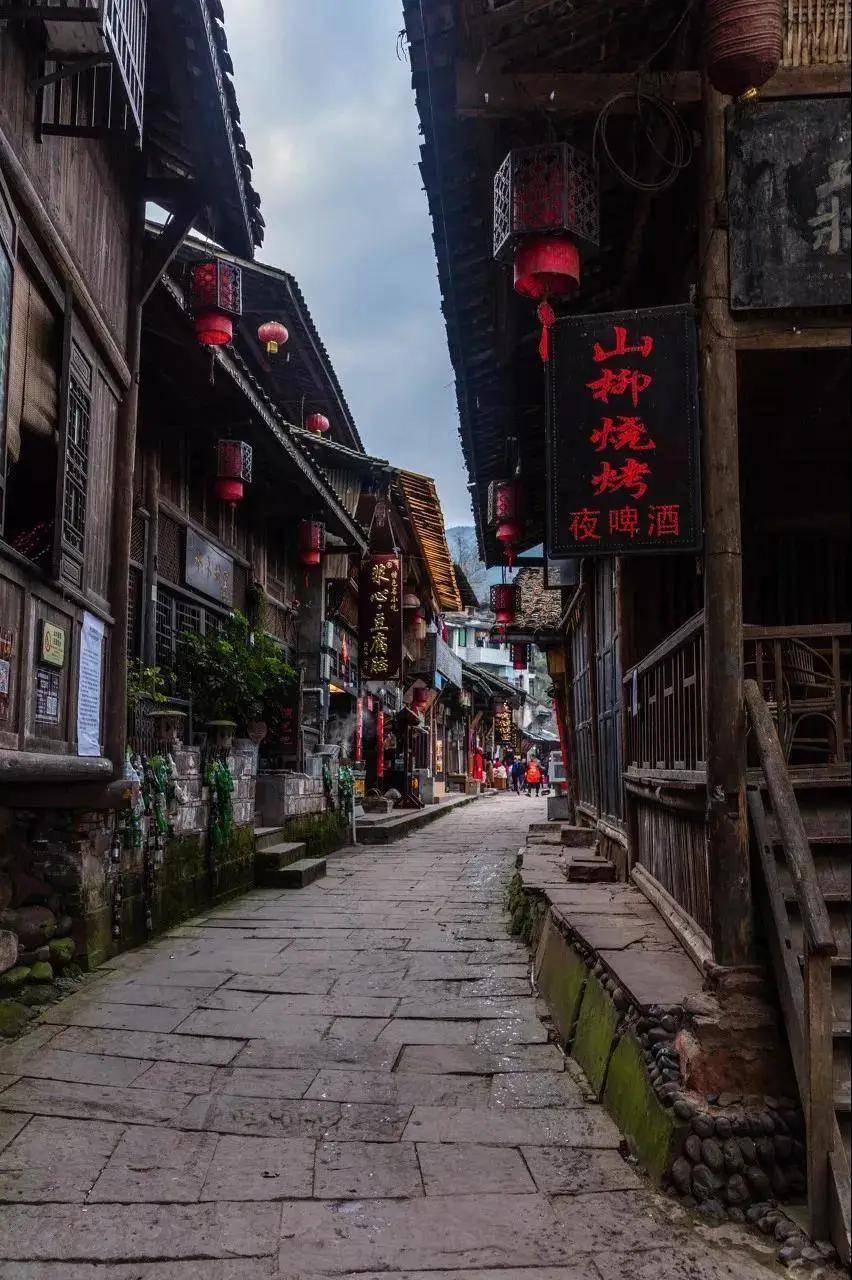在一个单位十几年了也没有提拔怎么混游戏画面