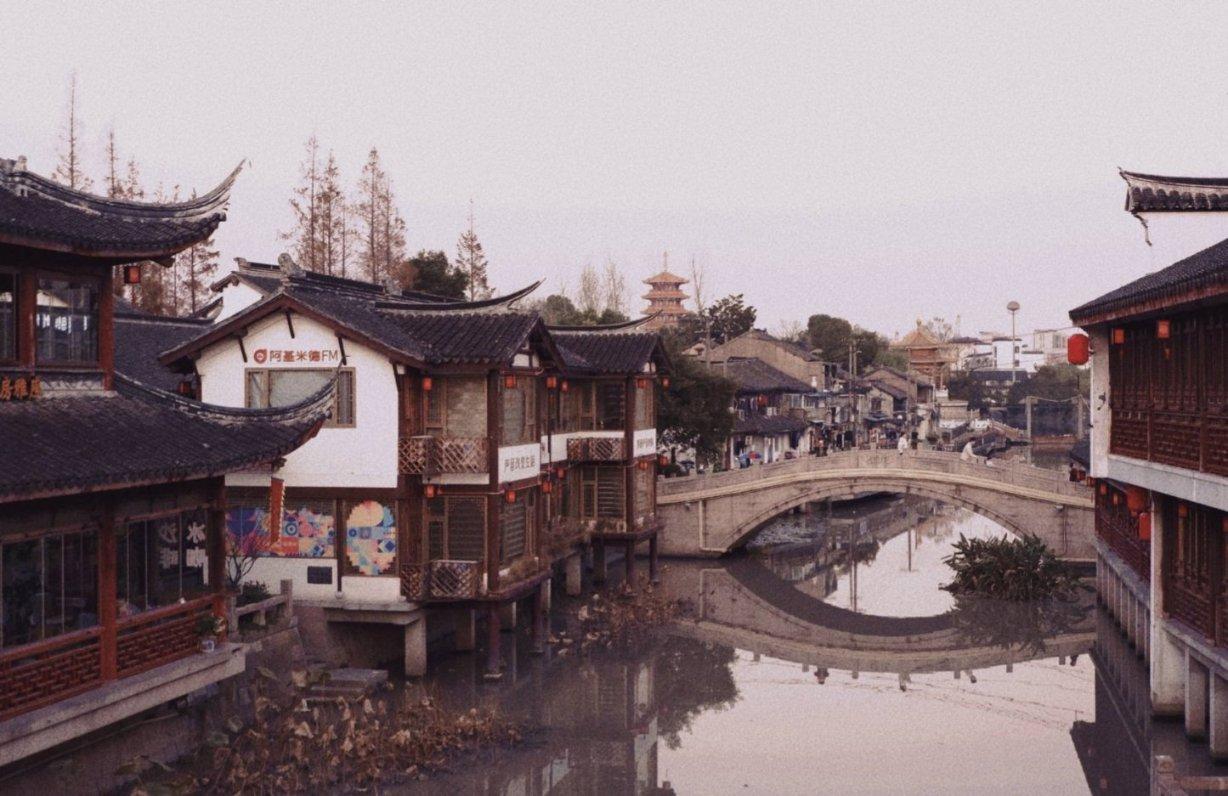 美国贸易代表会见欧盟委员会执行副主席